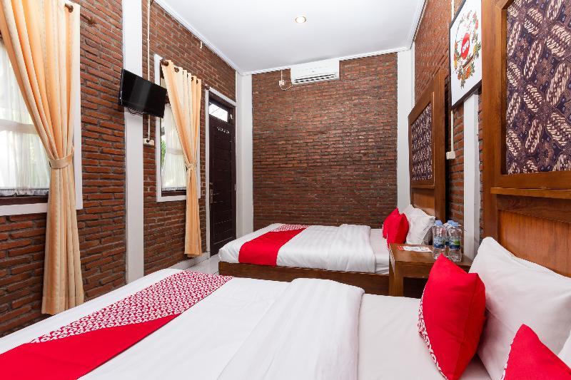 Rifka Annisa Guesthouse Syariah Redpartner Yogyakarta Eksteriør billede